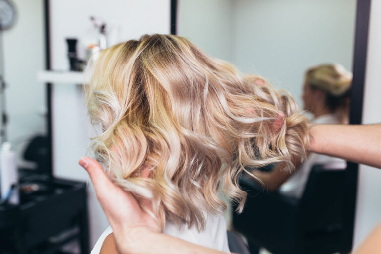 blonde balayage waves